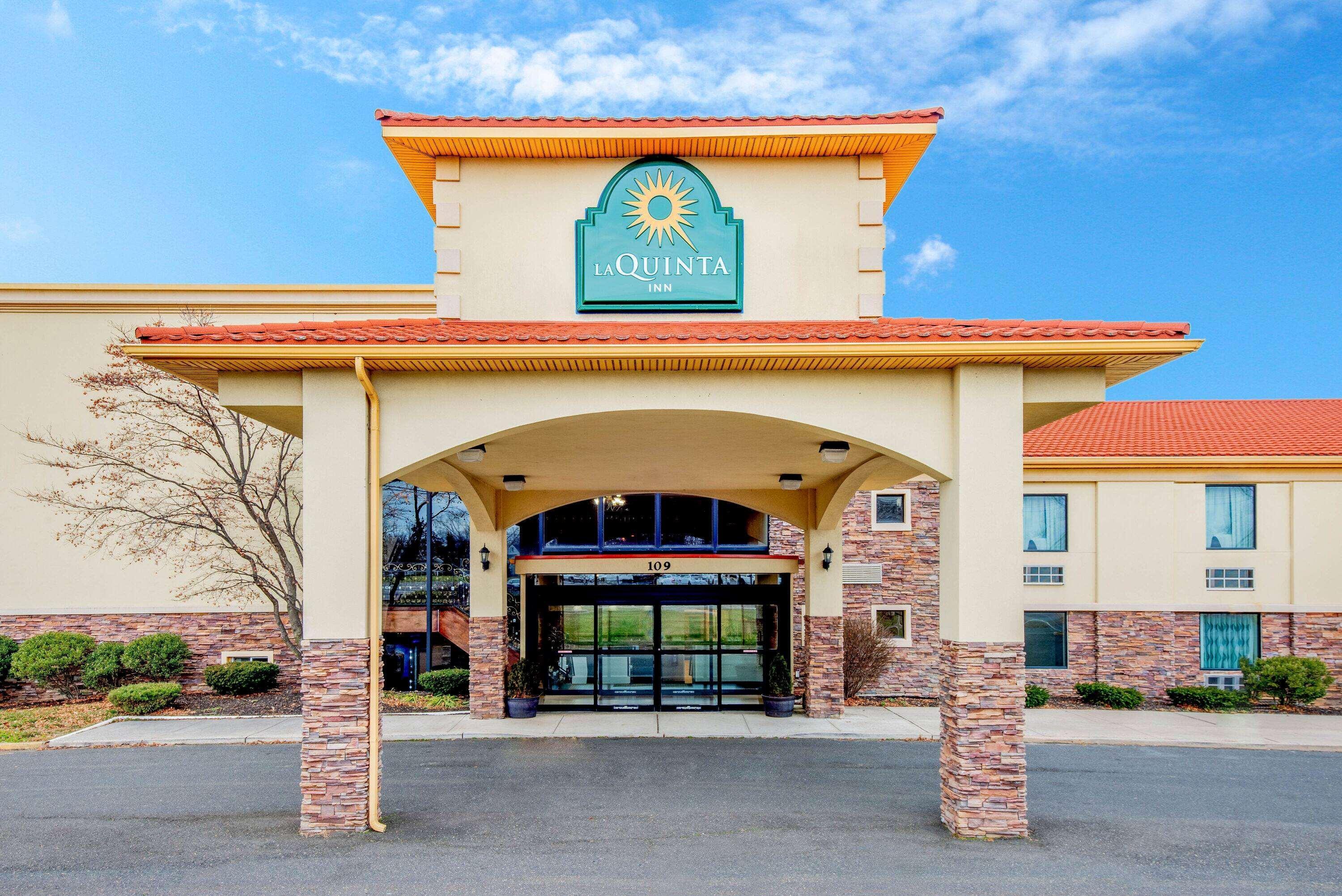 La Quinta Inn By Wyndham West Long Branch Zewnętrze zdjęcie