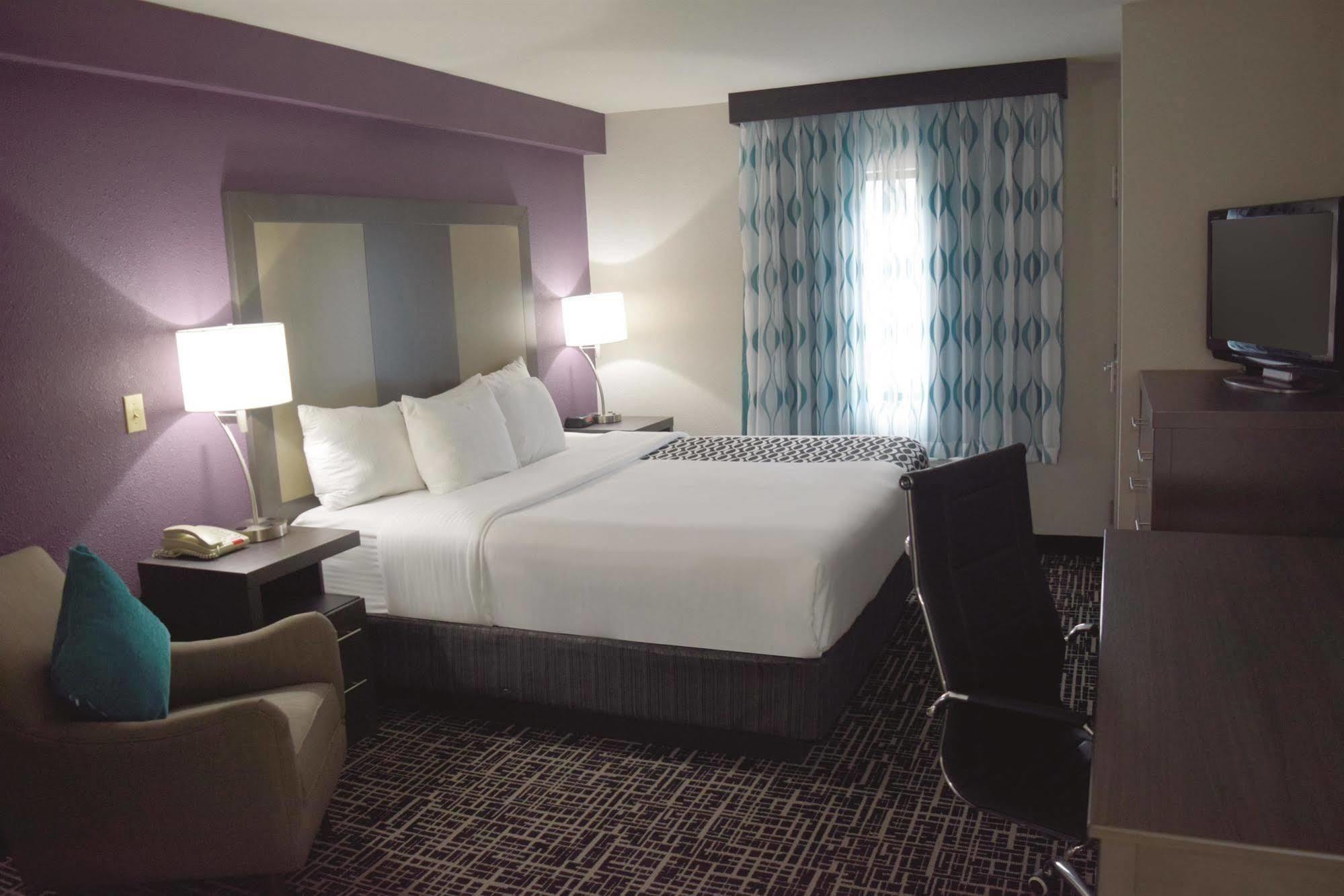 La Quinta Inn By Wyndham West Long Branch Nj Shore Area Zewnętrze zdjęcie