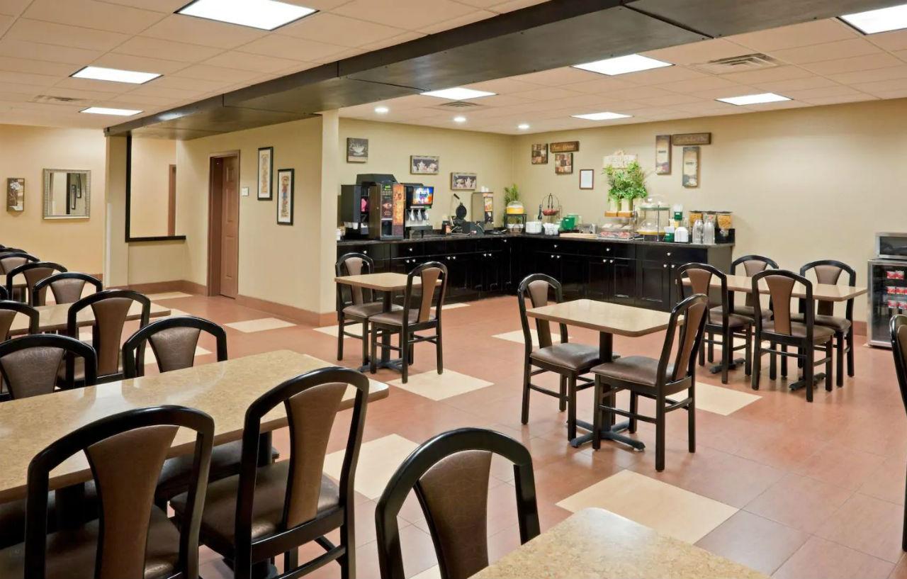 La Quinta Inn By Wyndham West Long Branch Nj Shore Area Zewnętrze zdjęcie